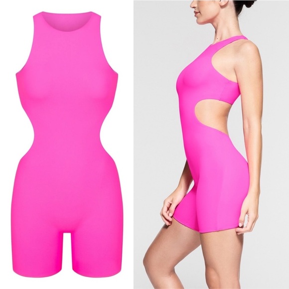 NWOT Skims High Neck Cutout Onesie Romper Jumpsuit Shorts Neon Pink Size Small - Picture 1 of 7